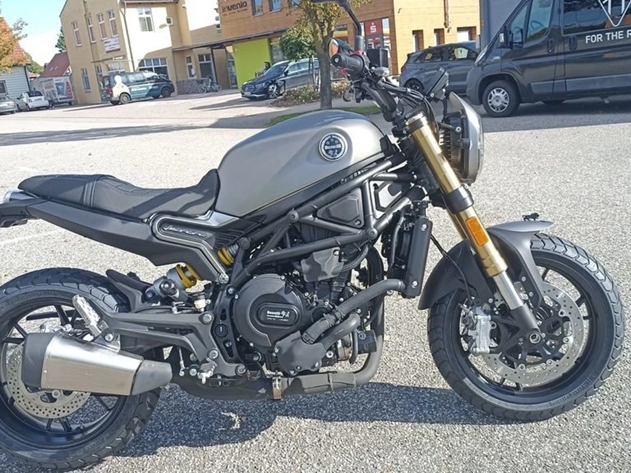 Angebot Benelli Leoncino 800 Bild 2: Angebot Benelli Leoncino 800