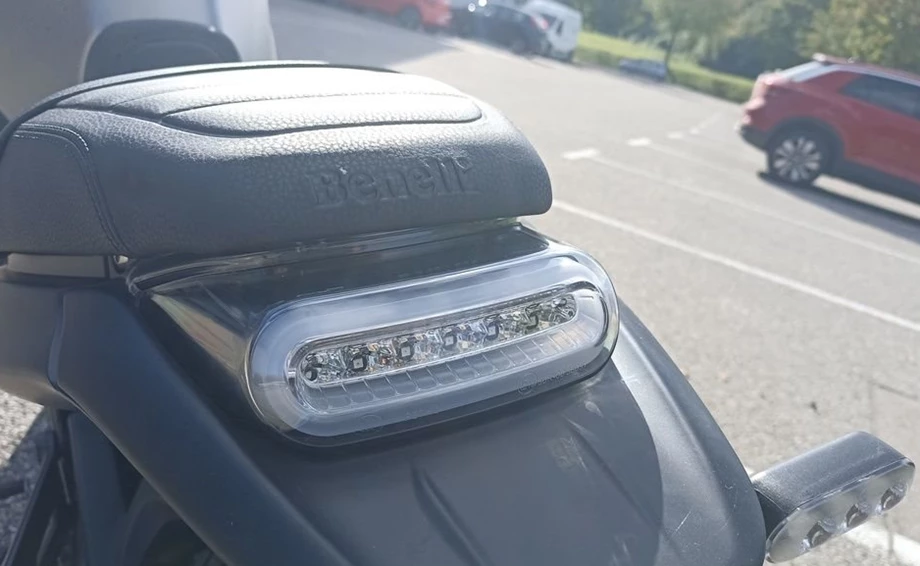 Angebot Benelli Leoncino 800 Bild 5: Angebot Benelli Leoncino 800