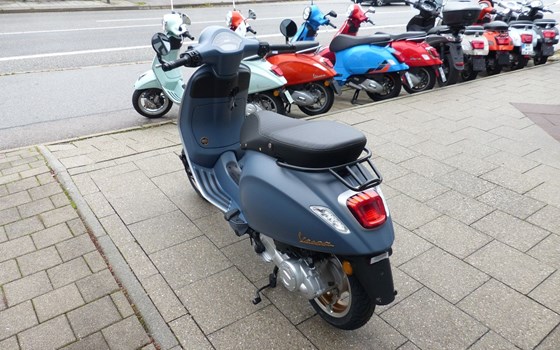 Neufahrzeug Vespa Primavera 50 Officina 8 - Bild 12