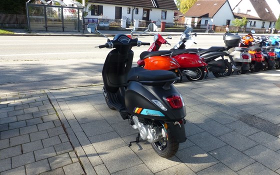 Neufahrzeug Vespa Primavera 50 S - Bild 12