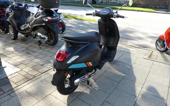 Neufahrzeug Vespa Primavera 50 S - Bild 16