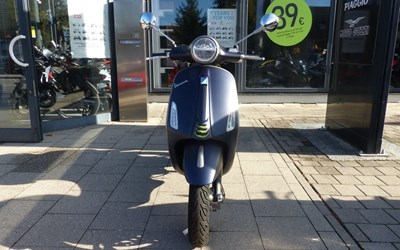 Vespa Primavera 125
