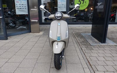 Vespa Primavera 125 S