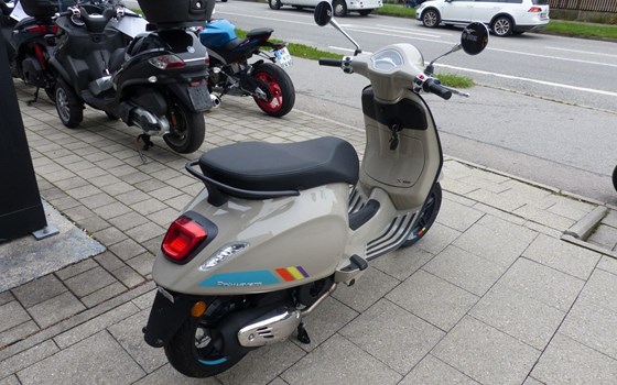 Neufahrzeug Vespa Primavera 125 S - Bild 13