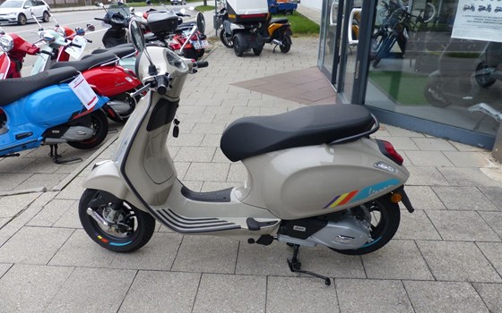 Neufahrzeug Vespa Primavera 125 S - Bild 9