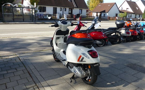 Neufahrzeug Vespa Sprint 125 S - Bild 12