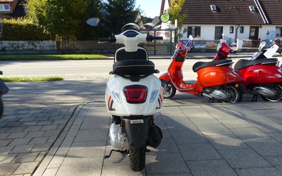 Neufahrzeug Vespa Sprint 125 S - Bild 13