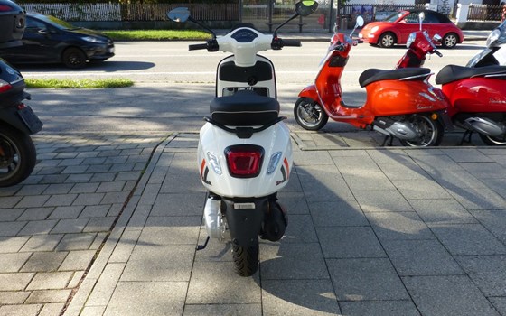 Neufahrzeug Vespa Sprint 125 S - Bild 14