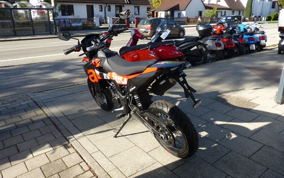 Neufahrzeug Aprilia SX 125 - Bild 12