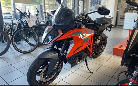 Neufahrzeug KTM 1290 Super Duke GT - Bild 3