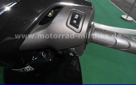 Gebrauchtmotorrad Honda SH125 - Bild 16
