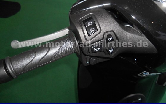 Gebrauchtmotorrad Honda SH125 - Bild 17