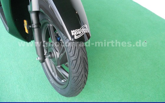 Gebrauchtmotorrad Honda SH125 - Bild 4