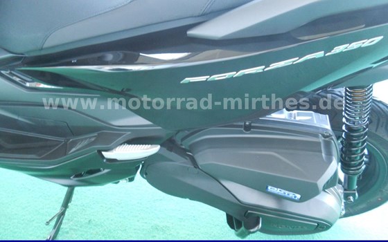 Neufahrzeug Honda Forza 350 - Bild 11