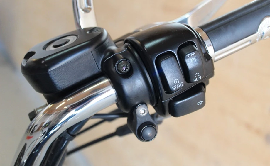 Offer Harley-Davidson Sportster XL 883 L SuperLow Bild 18: Offer Harley-Davidson Sportster XL 883 L SuperLow