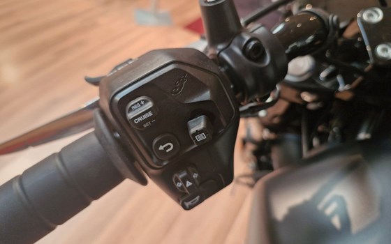 Neufahrzeug Indian Scout Bobber - Bild 12