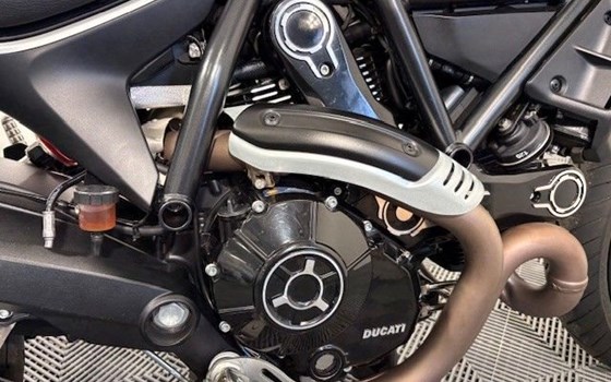 Gebrauchtmotorrad Ducati Scrambler Icon - Bild 3