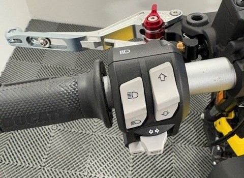 Gebrauchtmotorrad Ducati Scrambler Icon - Bild 9