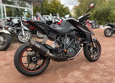GEBRAUCHTFAHRZEUG KTM 1290 Super Duke R