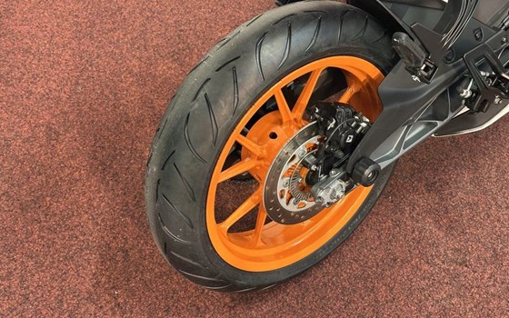 Gebrauchtmotorrad KTM RC 125 - Bild 10