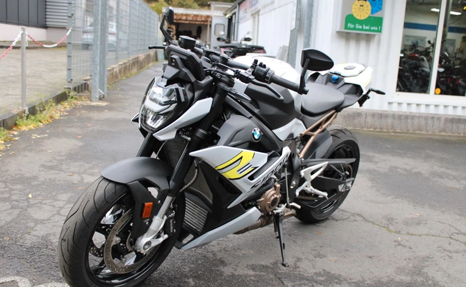 Angebot BMW S 1000 R Bild 2: Angebot BMW S 1000 R