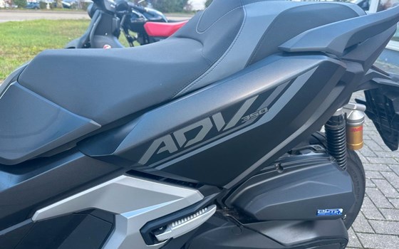Gebrauchtmotorrad Honda ADV350 - Bild 3