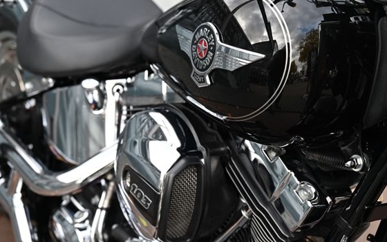 Gebrauchtmotorrad Harley-Davidson Softail Fat Boy FLSTF - Bild 7