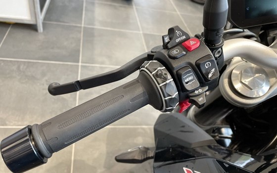 Gebrauchtmotorrad BMW F 900 R - Bild 6