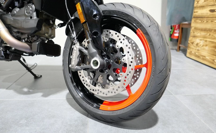 Angebot Ducati Hypermotard 950 RVE Bild 8: Angebot Ducati Hypermotard 950 RVE