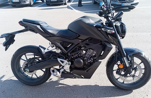 Neumotorrad Honda CB125R