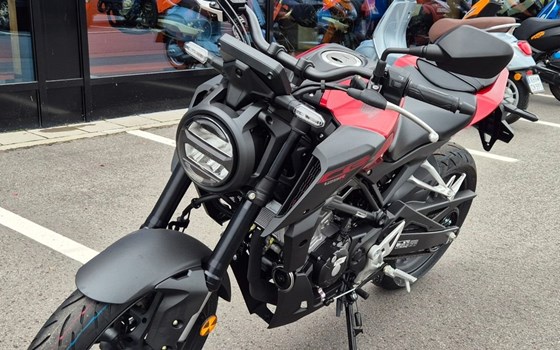 Neufahrzeug Honda CB125R - Bild 12