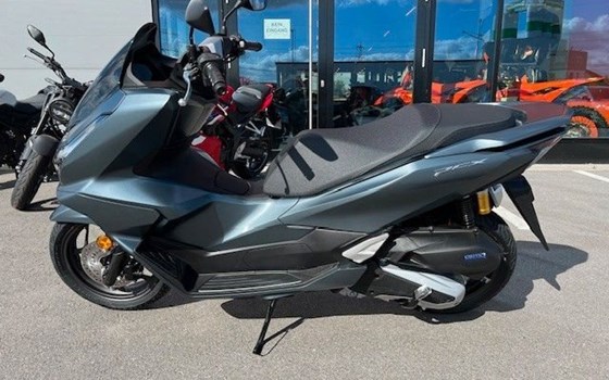 Neufahrzeug Honda PCX125 DX - Bild 6