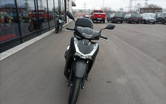 Neufahrzeug Honda SH125i - Bild 8