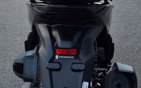 Neufahrzeug Honda SH350i - Bild 13