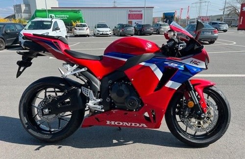 Neumotorrad Honda CBR600RR