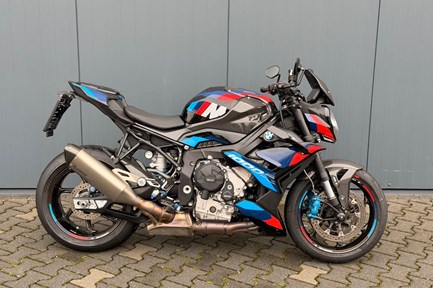 BMW M 1000 R