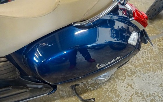 Gebrauchtmotorrad Piaggio MP3 300 ie Sport - Bild 8