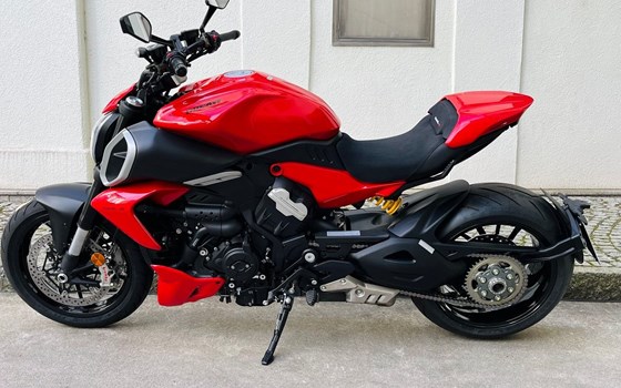 Gebrauchtmotorrad Ducati Diavel V4 - Bild 3