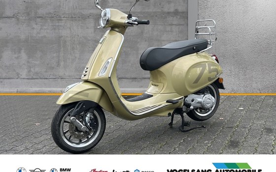 Gebrauchtmotorrad Vespa Primavera 50 75th - Bild 1