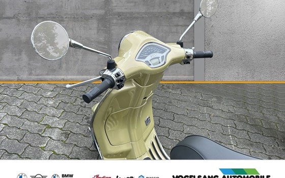 Gebrauchtmotorrad Vespa Primavera 50 75th - Bild 7