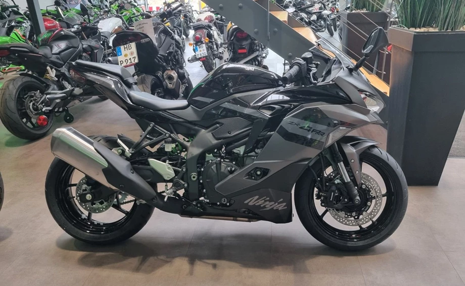 Angebot Kawasaki Ninja ZX-4RR Bild 2: Angebot Kawasaki Ninja ZX-4RR