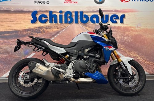 BMW F 900 R