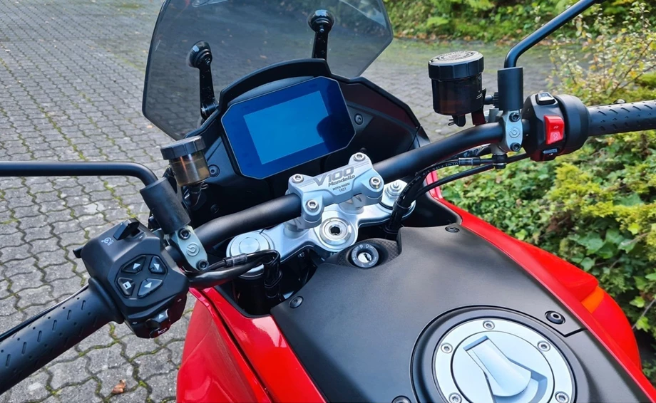 Angebot Moto Guzzi V100 Mandello Bild 10: Angebot Moto Guzzi V100 Mandello