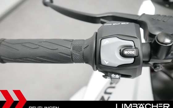 Gebrauchtmotorrad Suzuki GSX-8R - Bild 6