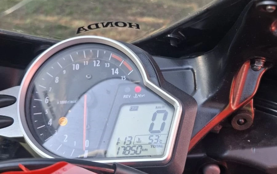Offer Honda CBR1000RR Fireblade Bild 12: Offer Honda CBR1000RR Fireblade