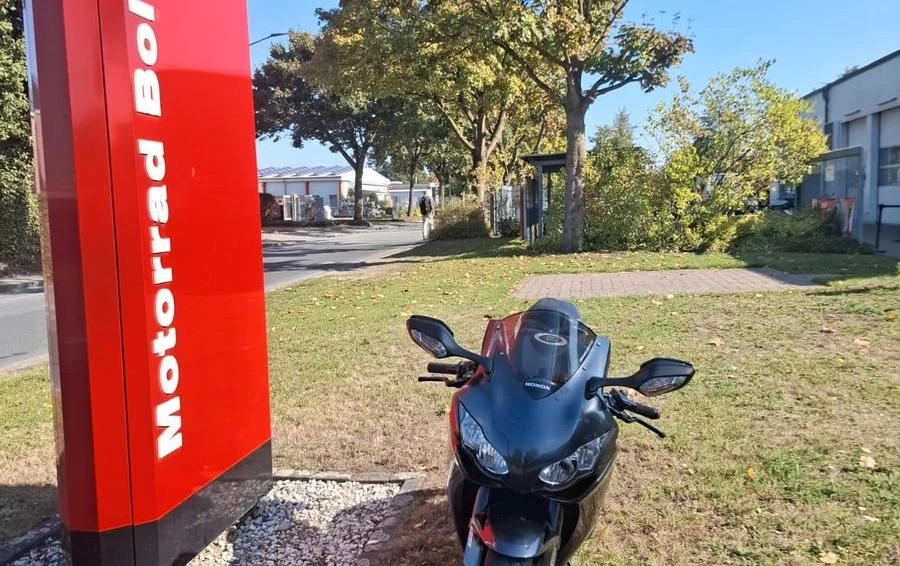 Offer Honda CBR1000RR Fireblade Bild 4: Offer Honda CBR1000RR Fireblade