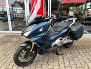 Honda Forza 750
