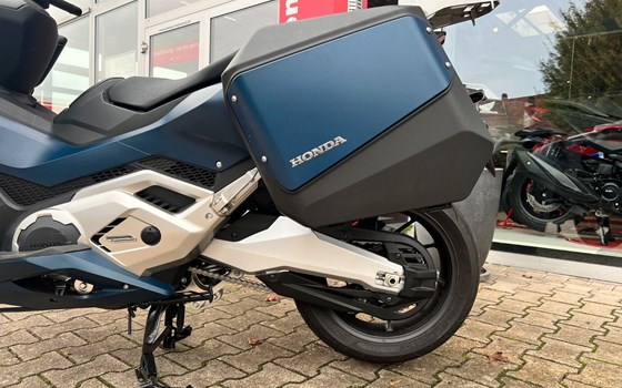 Gebrauchtmotorrad Honda Forza 750 - Bild 6