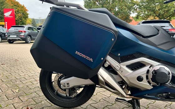 Gebrauchtmotorrad Honda Forza 750 - Bild 7