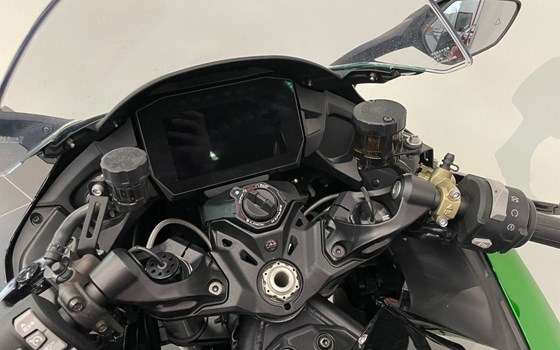 Gebrauchtmotorrad Kawasaki Ninja H2 SX SE - Bild 9
